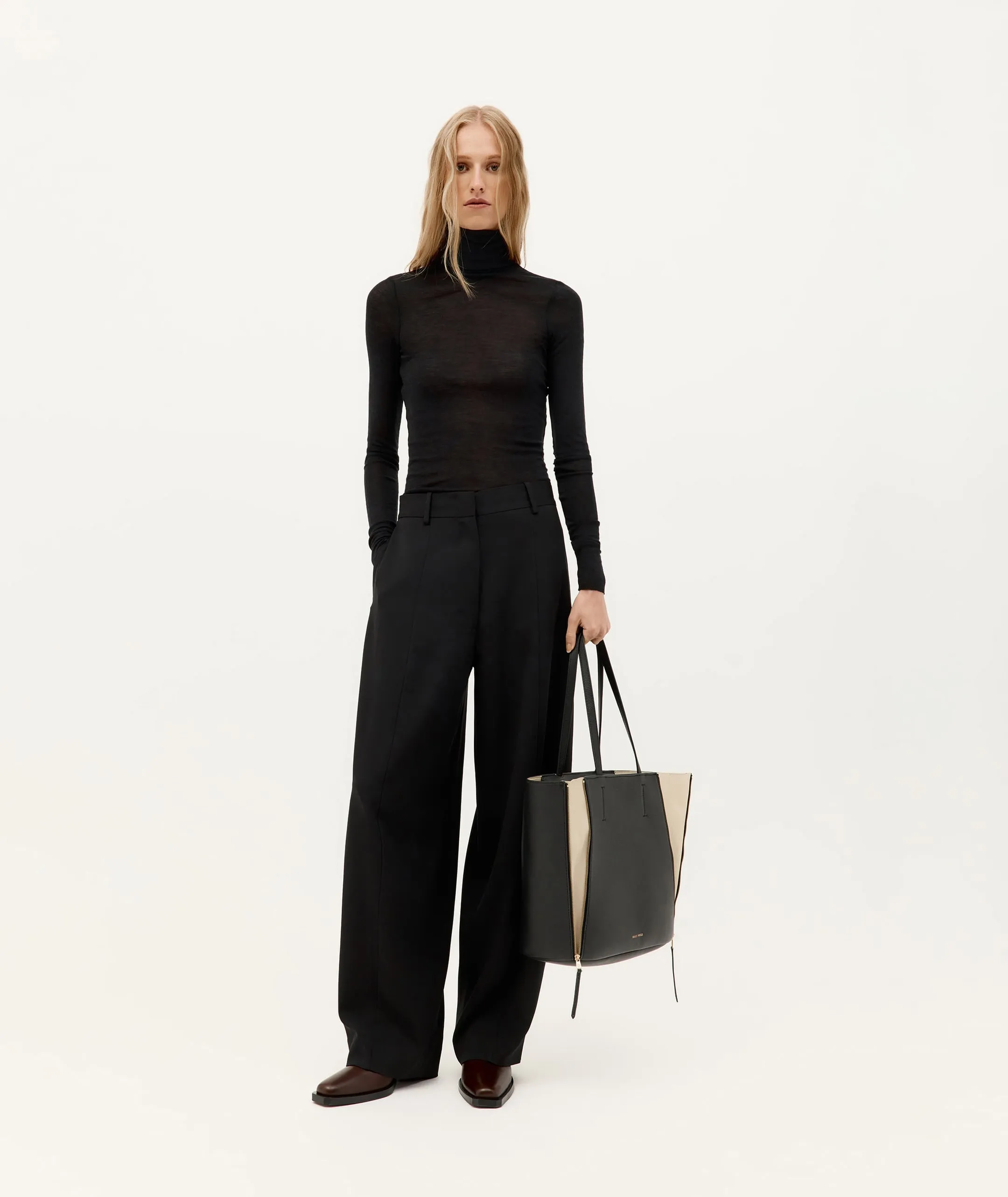 Mr Scurry Tote - Eraser Dip